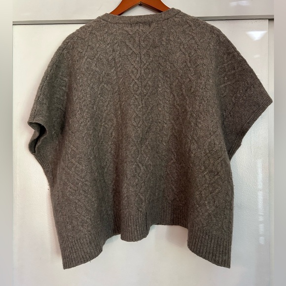 Nanette Lepore Brown Taupe Cable Knit Sweater Poncho Wool Blend Small/Medium - Picture 2 of 6